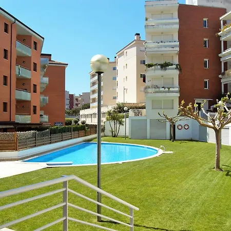 Apartamento Naiss Garden Family *